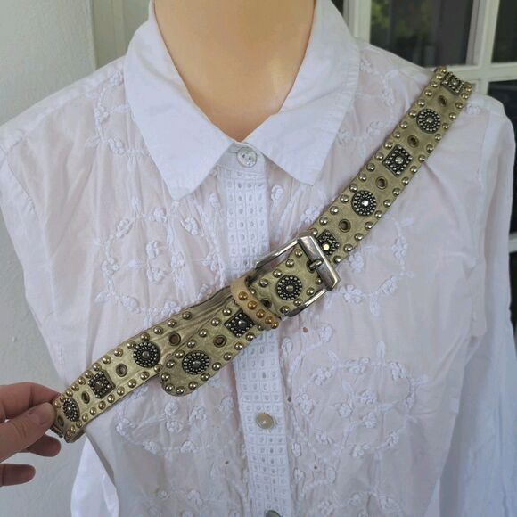 Vintage Sand Castle New York Metallic Gold Studded Women\'s Soft Leather Belt Y2k